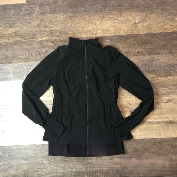 Lululemon Sights Seen Jacket size 12 draw cord/back has been cut still functions - Picture 2 of 16